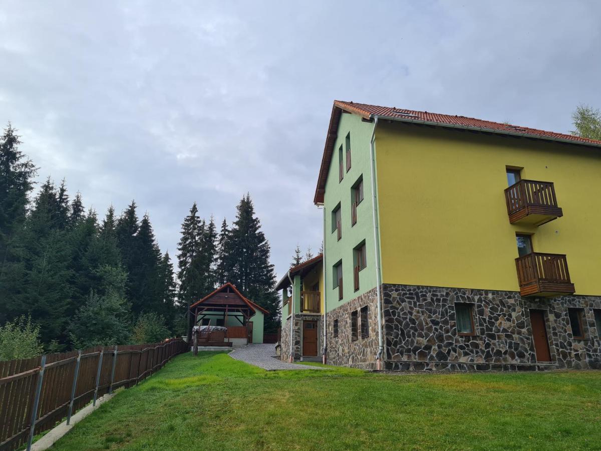 Casaafina Apartment Harghita-Băi Exterior photo